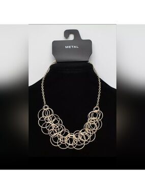 Rose Gold Linked Ring Statement Necklace 18" NWT By Metal